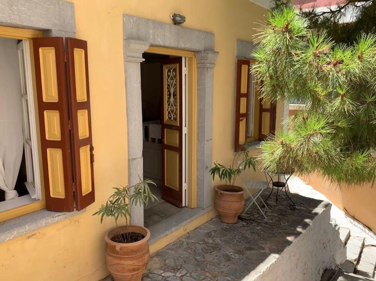 Casa Maryna Apartman Szími Kültér fotó
